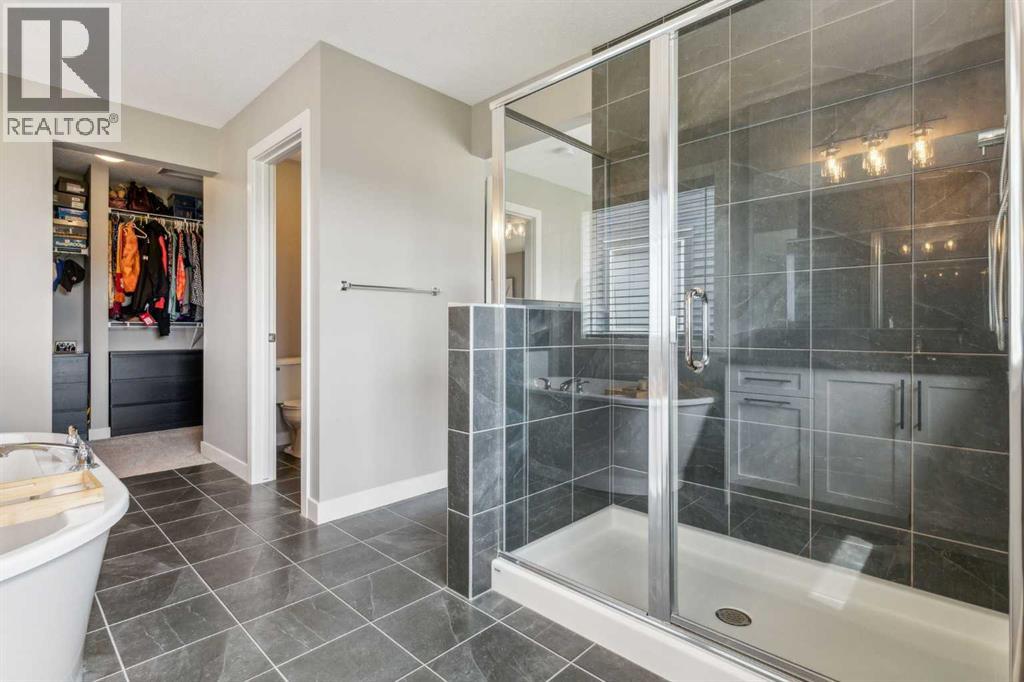 128 Sundown View, Cochrane, Alberta  T4C 2N9 - Photo 21 - A2298637