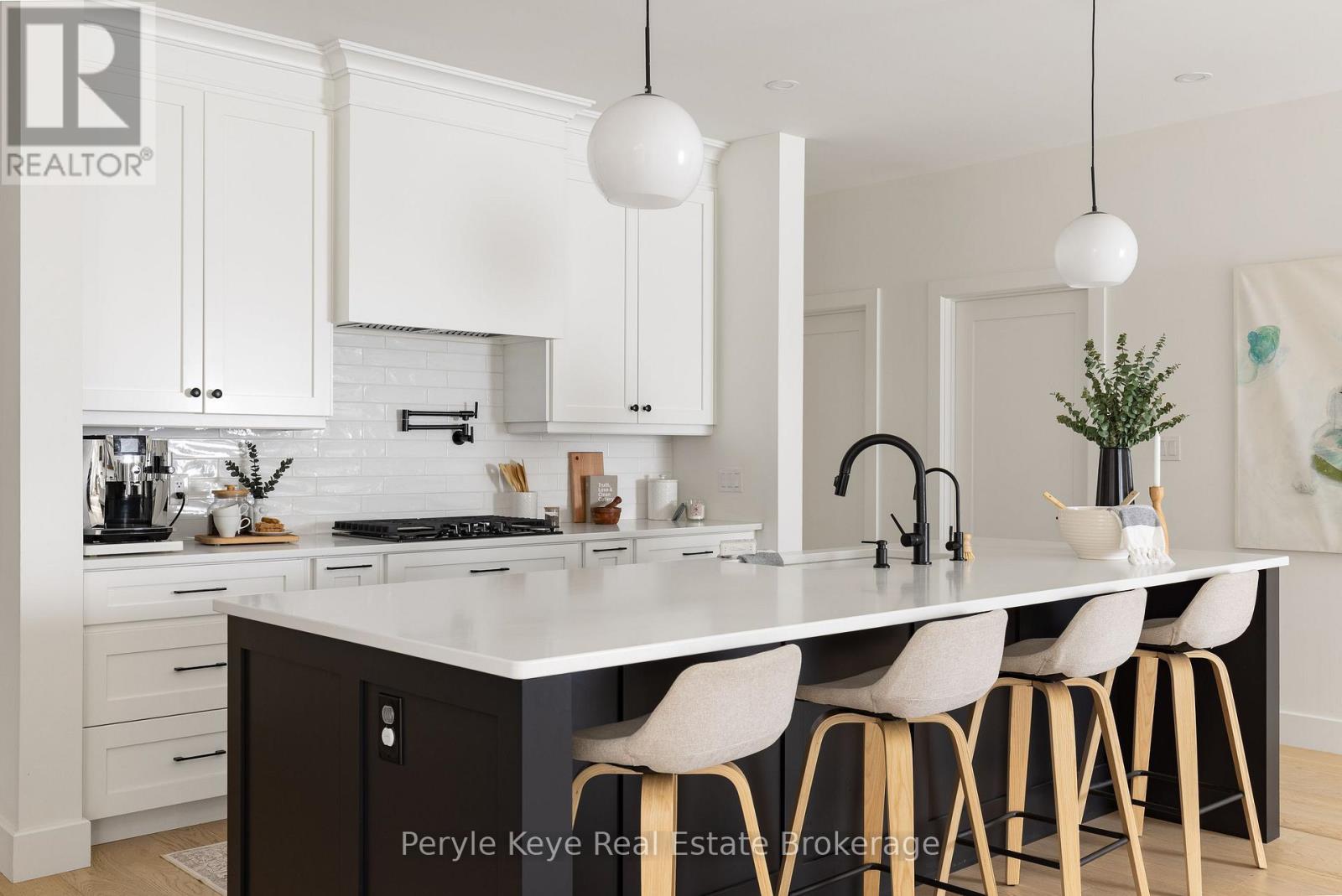 103 Granite Drive, Huntsville, Ontario P1H 2N5 - Photo 8 - X12781994