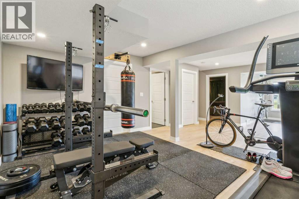 128 Sundown View, Cochrane, Alberta  T4C 2N9 - Photo 38 - A2298637