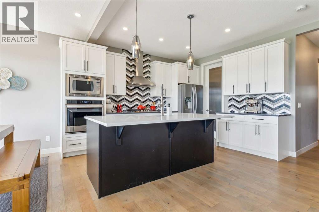 128 Sundown View, Cochrane, Alberta  T4C 2N9 - Photo 10 - A2298637