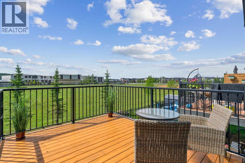 128 Sundown View, Cochrane, Alberta  T4C 2N9 - Photo 46 - A2298637