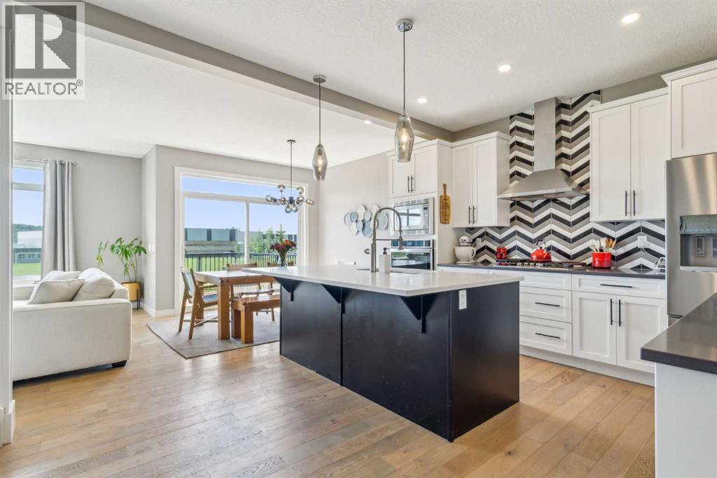 128 Sundown View, Cochrane, Alberta  T4C 2N9 - Photo 6 - A2298637