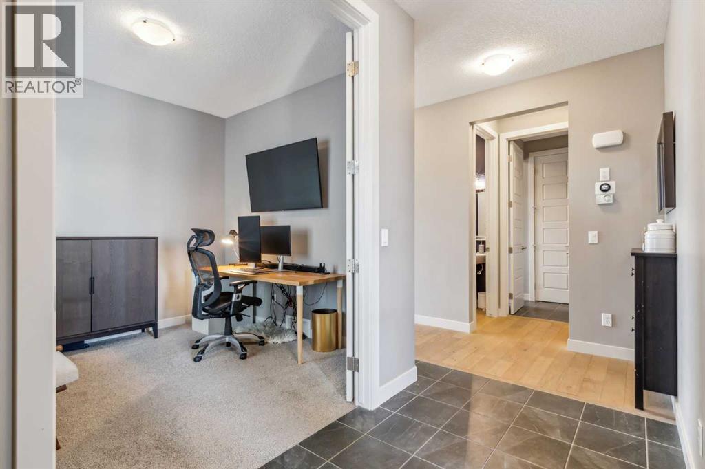 128 Sundown View, Cochrane, Alberta  T4C 2N9 - Photo 5 - A2298637