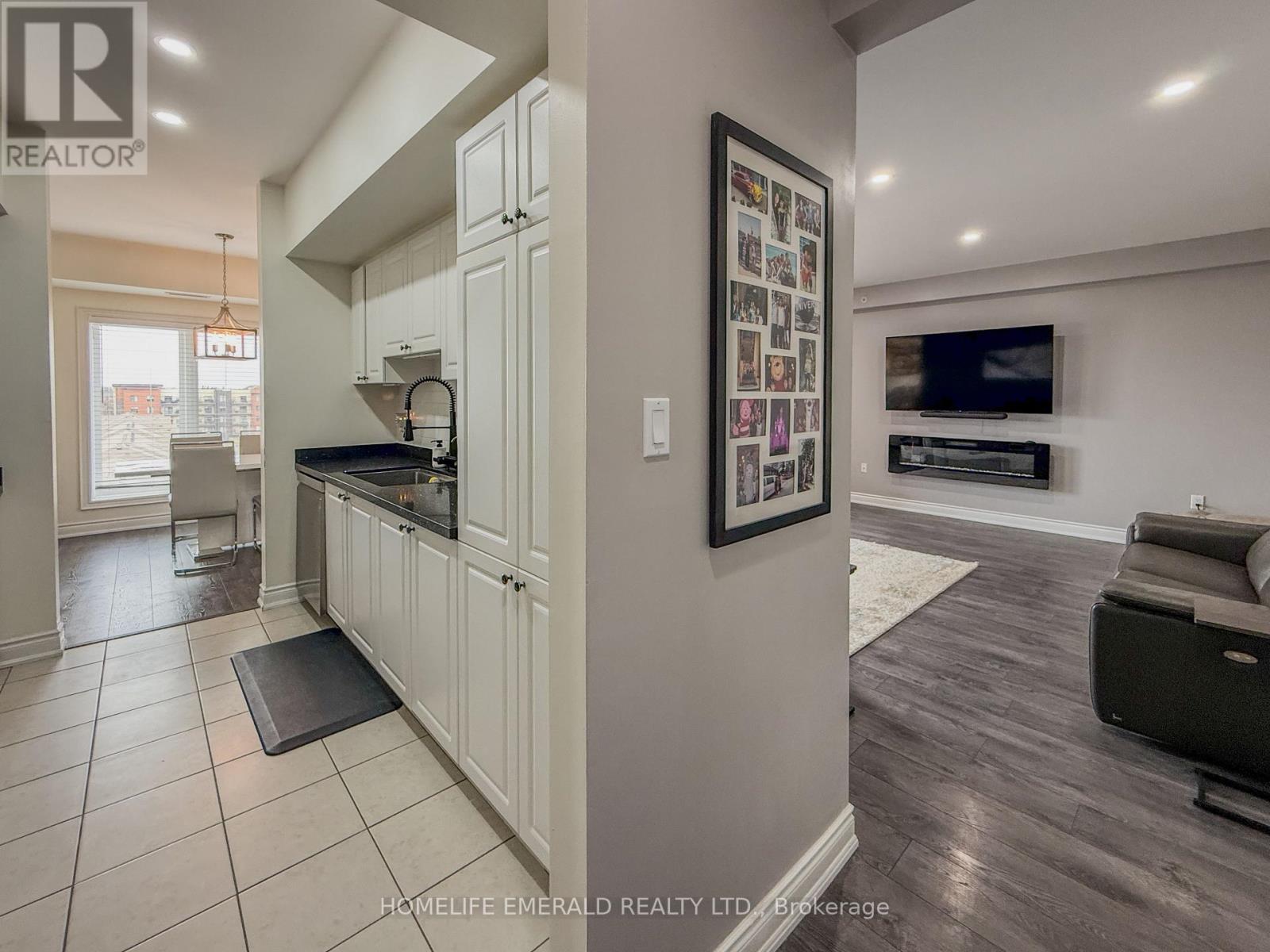 413 - 100 Dean Avenue, Barrie (Painswick South), Ontario L9J 0H1 - Photo 20 - S12965734