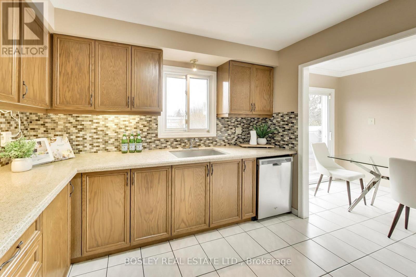 22 Lavery Trail, Toronto, Ontario  M1C 4T2 - Photo 10 - E12965152