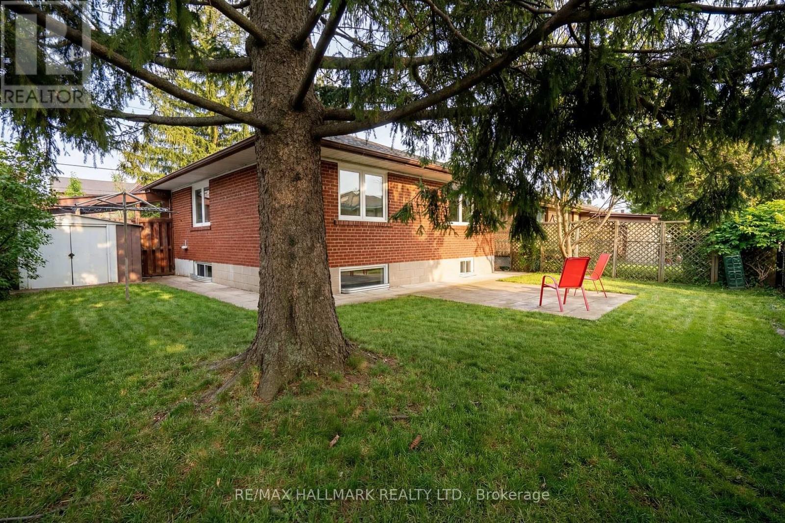 3782 St.clair Avenue E, Toronto, Ontario  M1M 1V2 - Photo 33 - E12965992