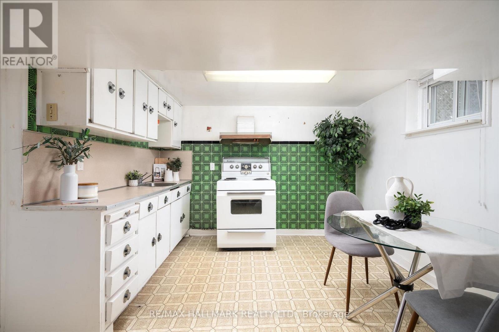 3782 St.clair Avenue E, Toronto, Ontario  M1M 1V2 - Photo 26 - E12965992