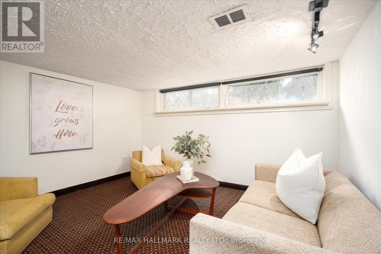 3782 St.clair Avenue E, Toronto, Ontario  M1M 1V2 - Photo 24 - E12965992