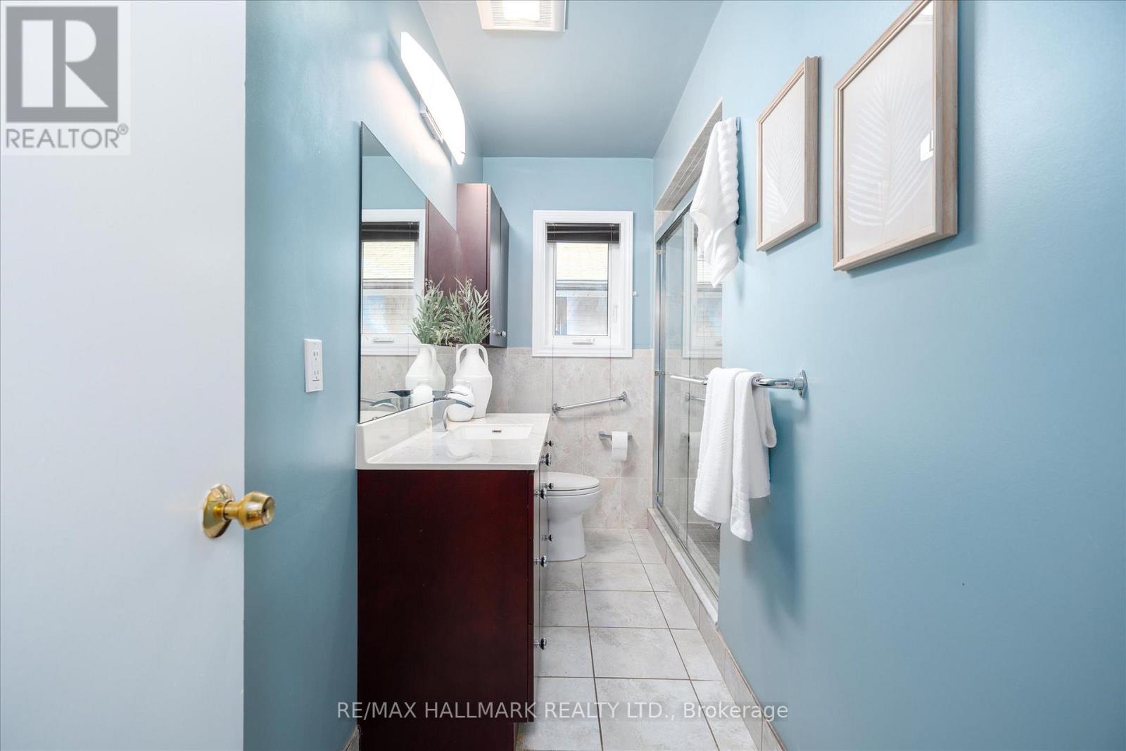 3782 St.clair Avenue E, Toronto, Ontario  M1M 1V2 - Photo 22 - E12965992