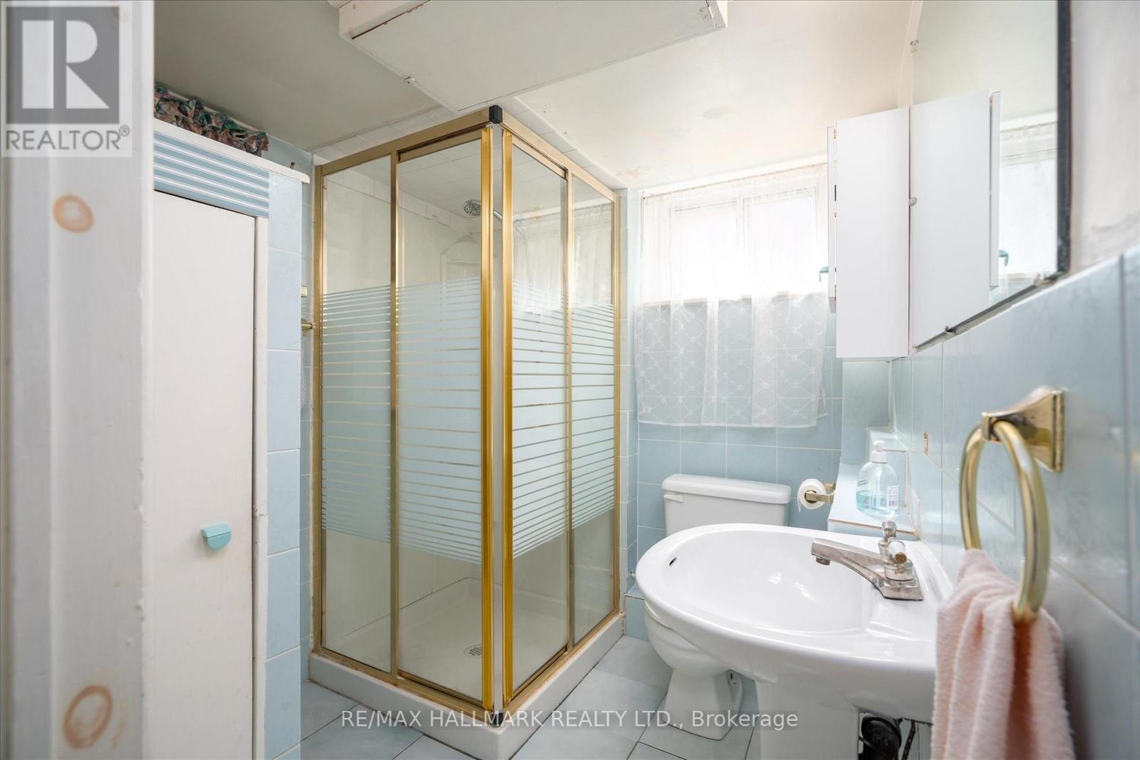 3782 St.clair Avenue E, Toronto, Ontario  M1M 1V2 - Photo 28 - E12965992