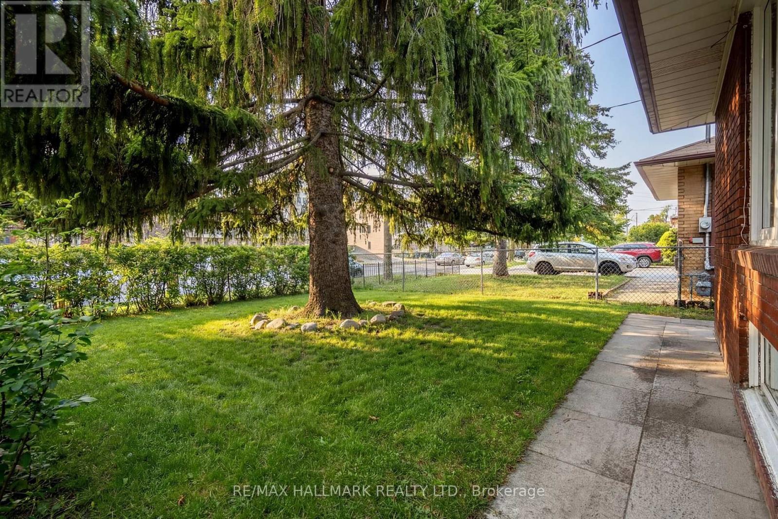 3782 St.clair Avenue E, Toronto, Ontario  M1M 1V2 - Photo 2 - E12965992