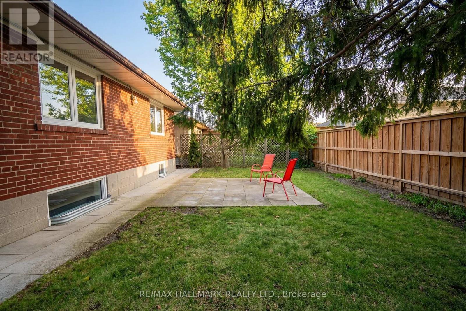 3782 St.clair Avenue E, Toronto, Ontario  M1M 1V2 - Photo 32 - E12965992