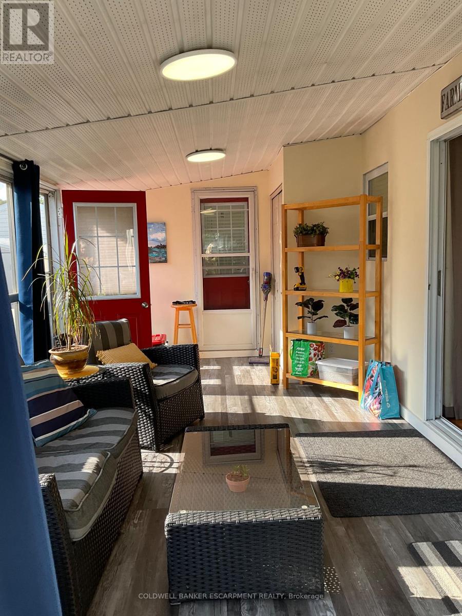 5 Spruce - 4449 Milburough Line, Burlington, Ontario  L7P 0P5 - Photo 6 - W12831790