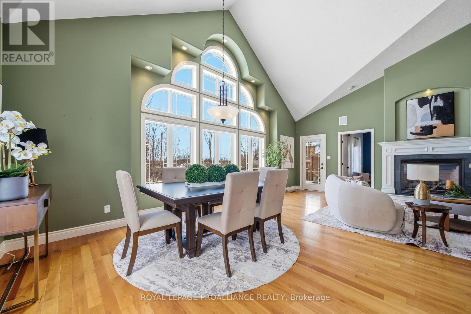 240 Avondale Road, Belleville, Ontario  K8P 0B6 - Photo 17 - X12822484