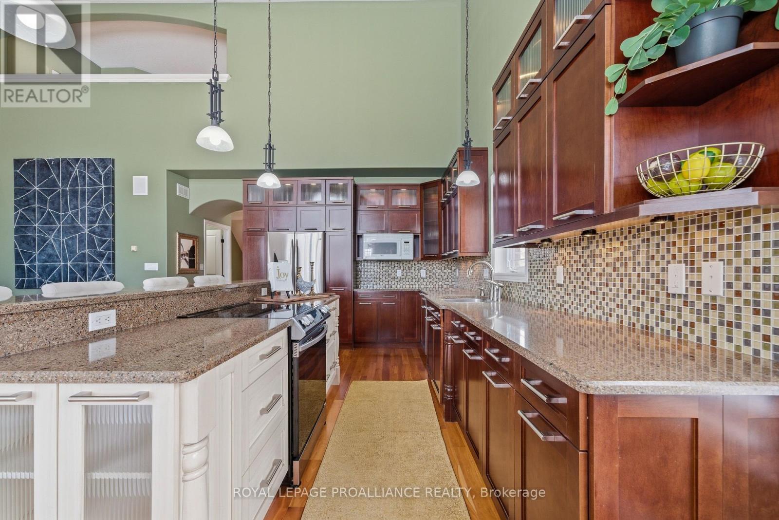 240 Avondale Road, Belleville, Ontario  K8P 0B6 - Photo 15 - X12822484