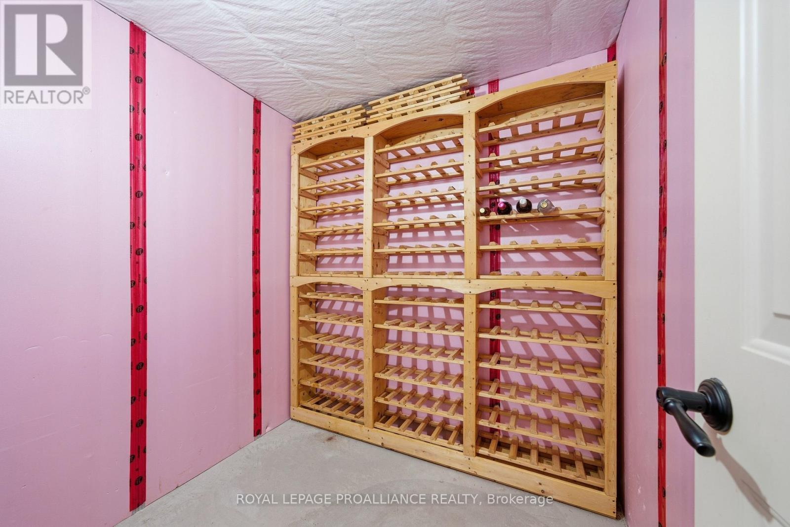 240 Avondale Road, Belleville, Ontario  K8P 0B6 - Photo 32 - X12822484