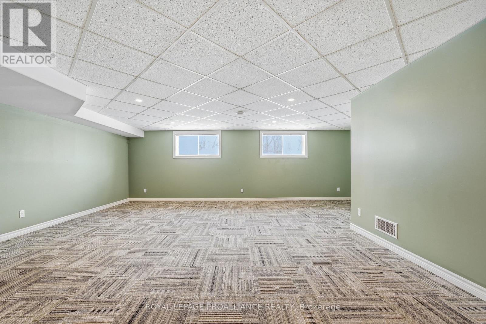 240 Avondale Road, Belleville, Ontario  K8P 0B6 - Photo 36 - X12822484