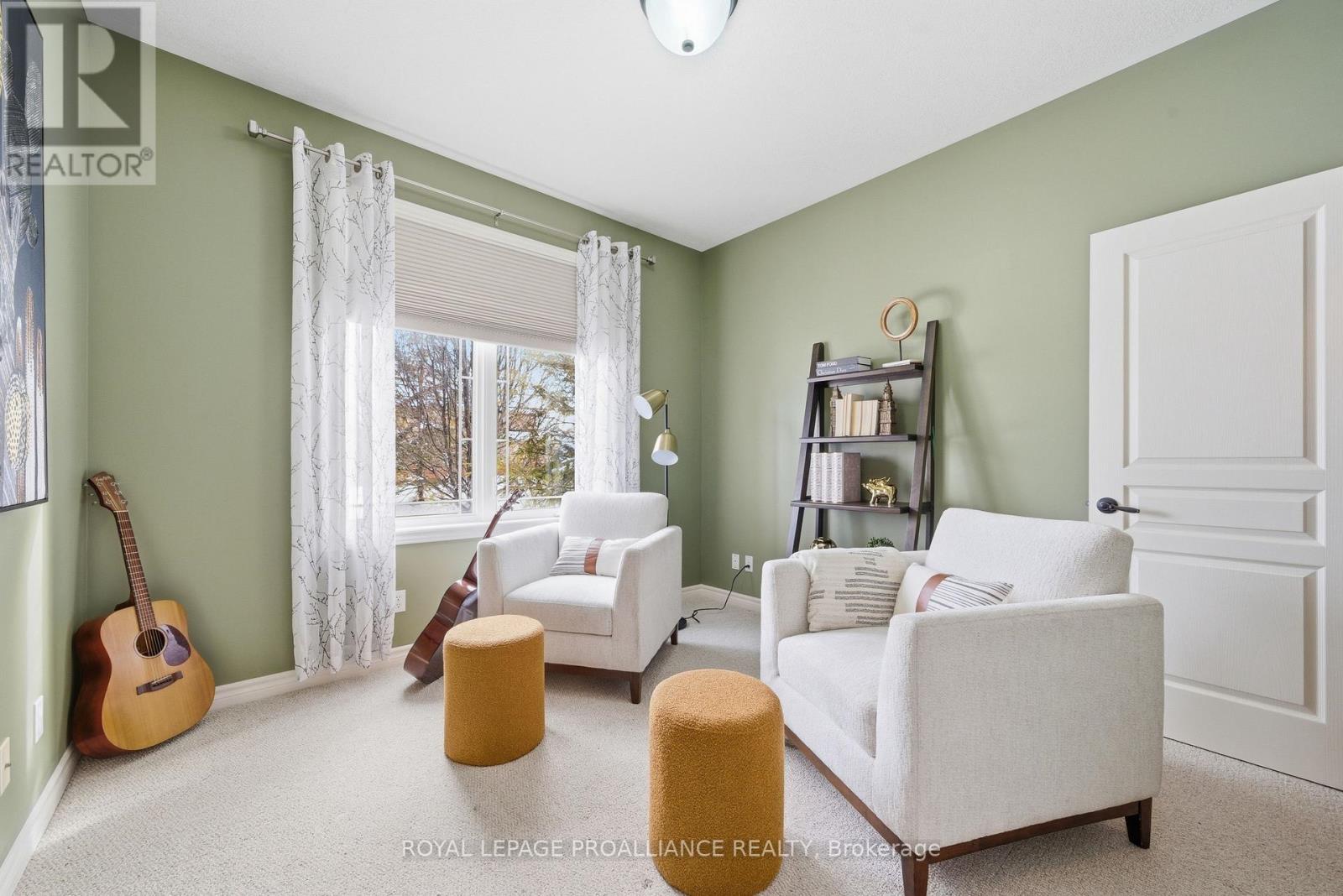 240 Avondale Road, Belleville, Ontario  K8P 0B6 - Photo 4 - X12822484