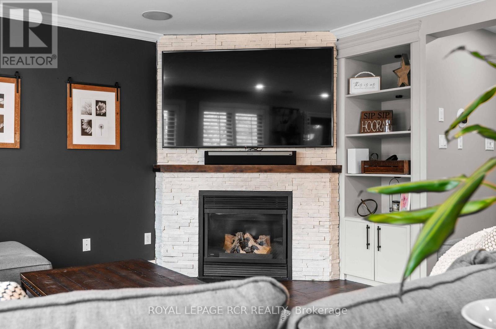 118 Oak Ridge Drive, Orangeville, Ontario  L9W 5J5 - Photo 16 - W12965648