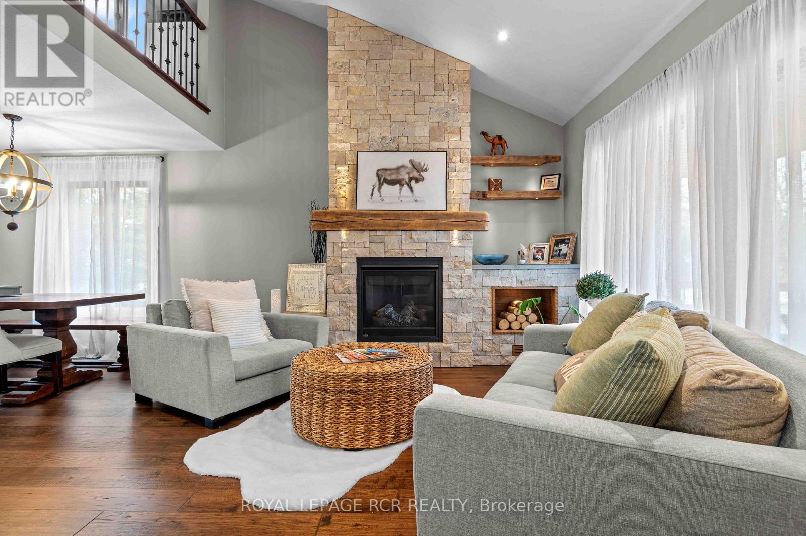 118 Oak Ridge Drive, Orangeville, Ontario  L9W 5J5 - Photo 4 - W12965648