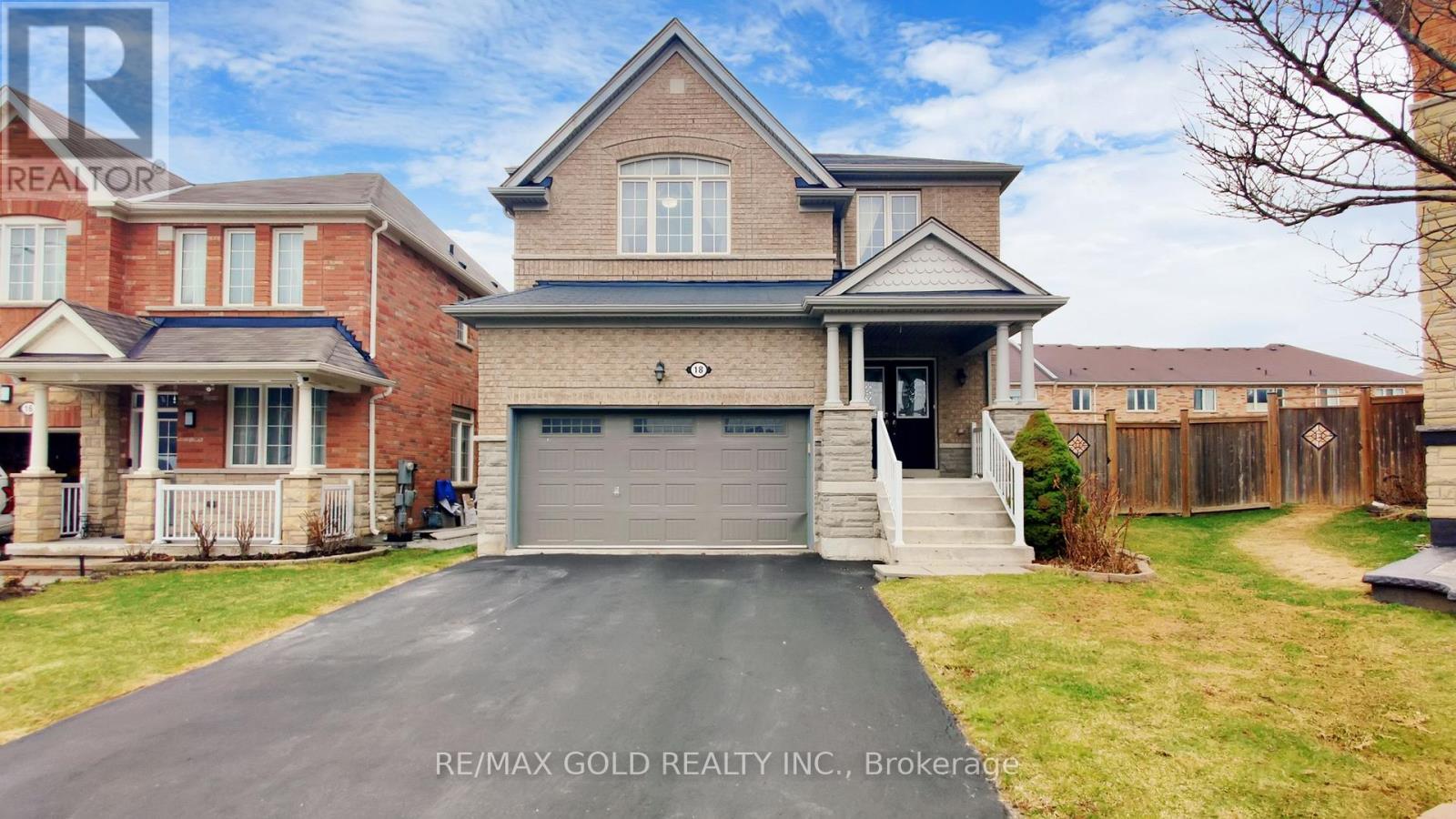 18 KAWANA ROAD, Brampton, Ontario