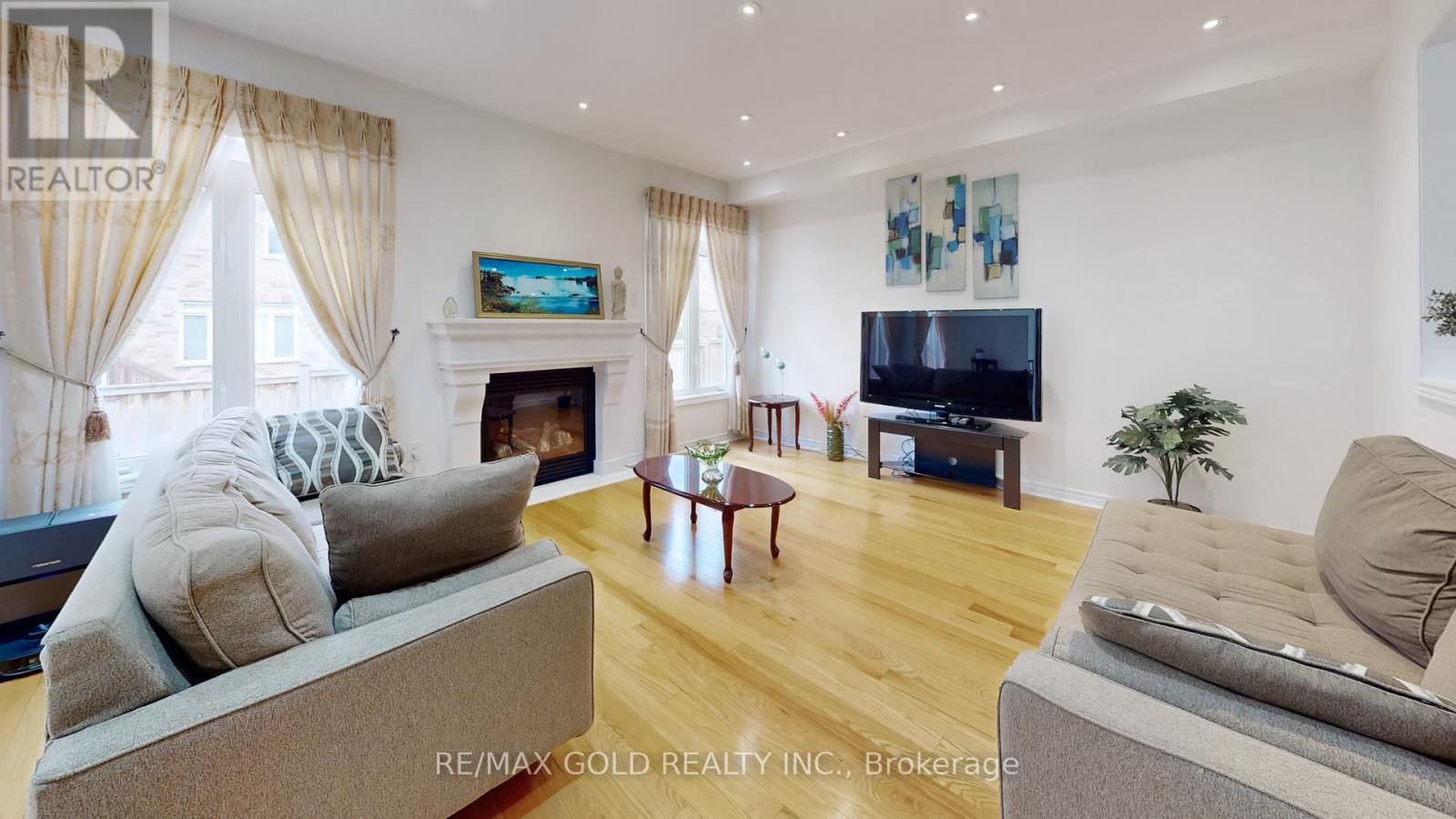 18 Kawana Road, Brampton, Ontario  L6Y 0W2 - Photo 10 - W12965724