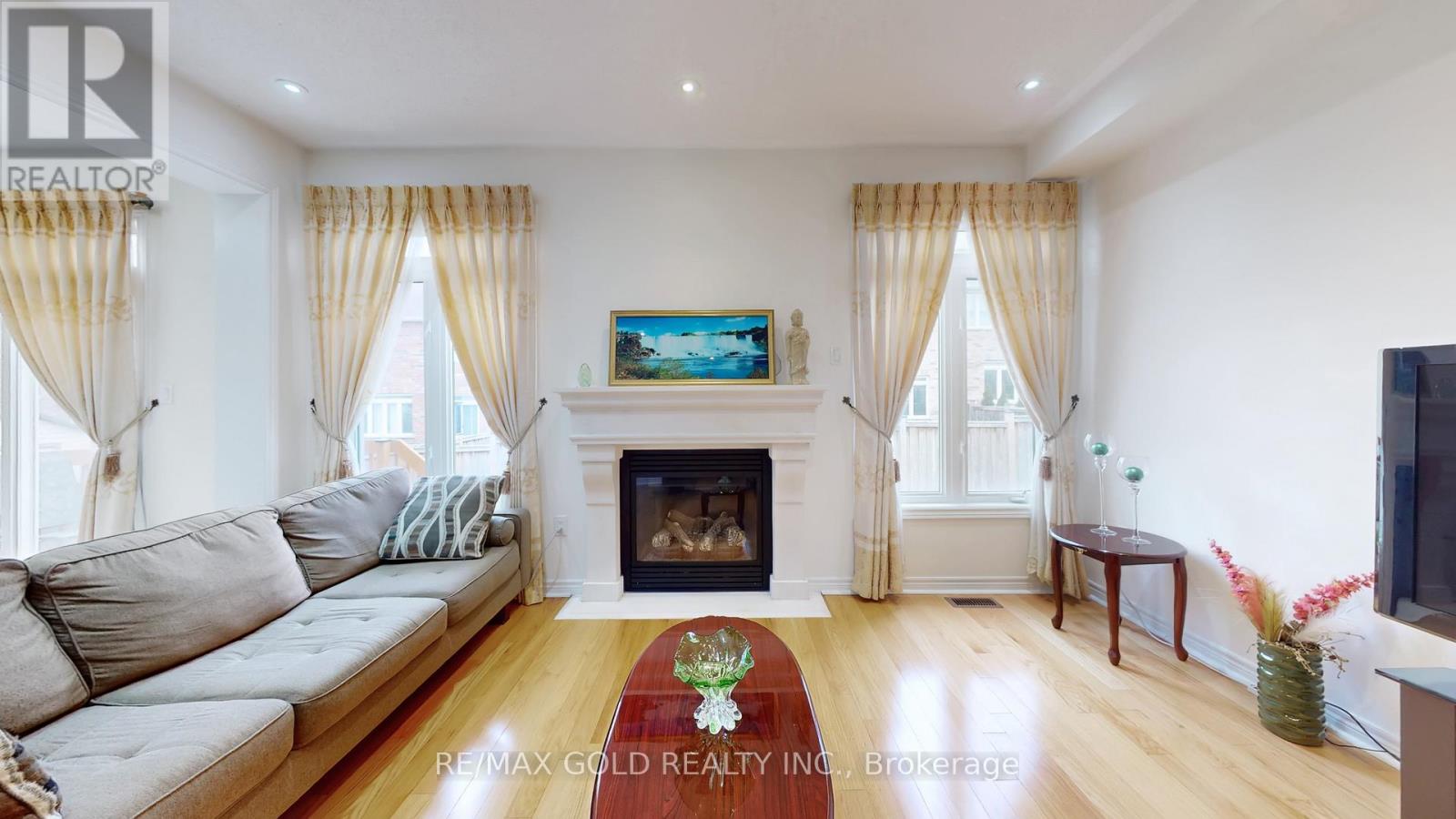 18 Kawana Road, Brampton, Ontario  L6Y 0W2 - Photo 11 - W12965724