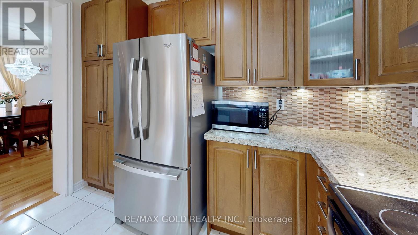 18 Kawana Road, Brampton, Ontario  L6Y 0W2 - Photo 16 - W12965724