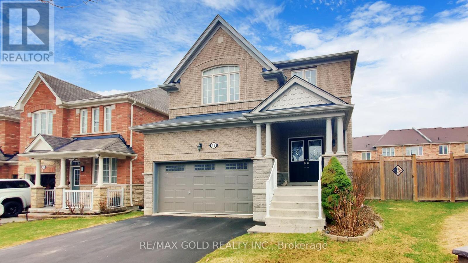 18 Kawana Road, Brampton, Ontario  L6Y 0W2 - Photo 2 - W12965724