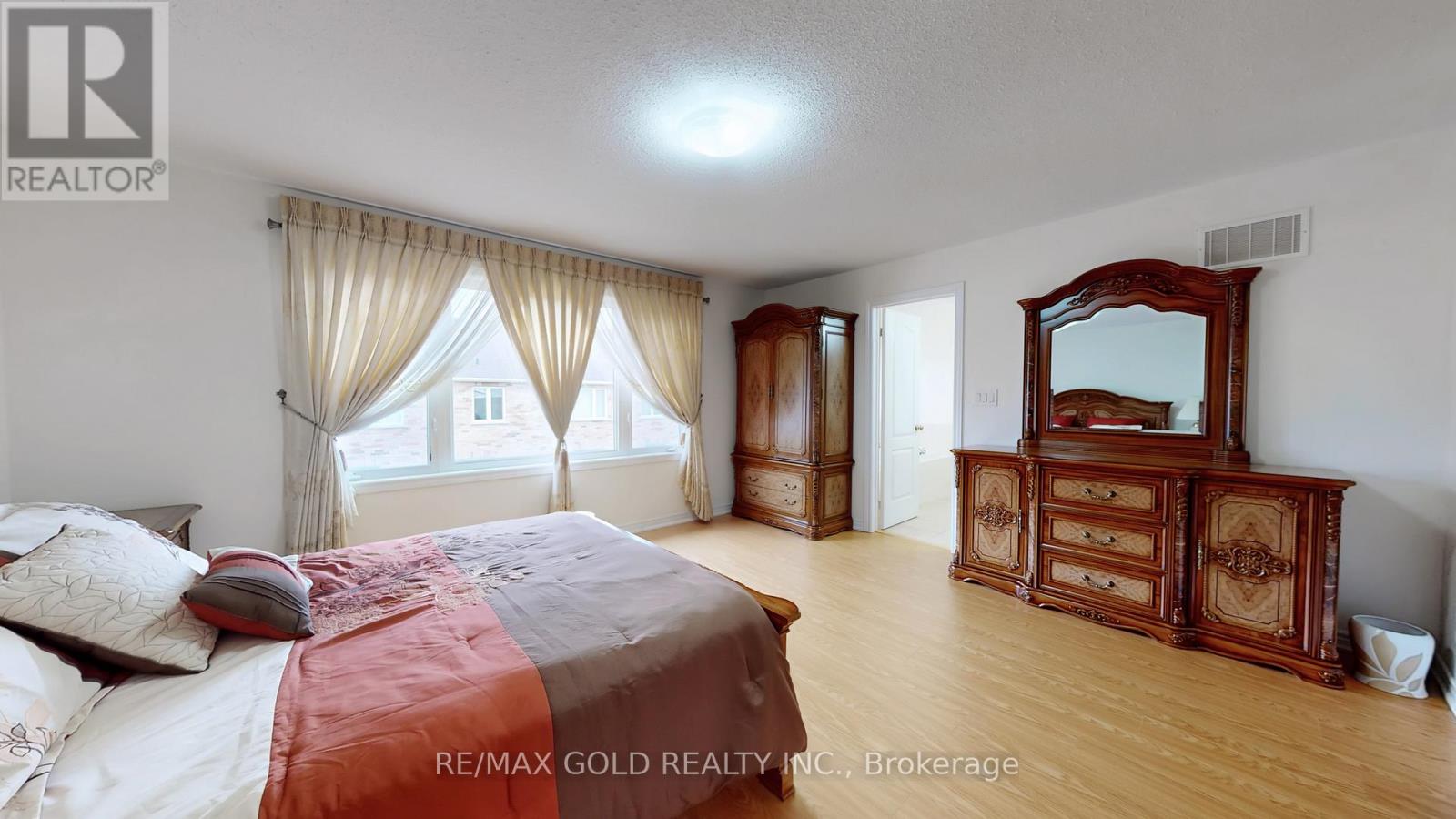 18 Kawana Road, Brampton, Ontario  L6Y 0W2 - Photo 24 - W12965724