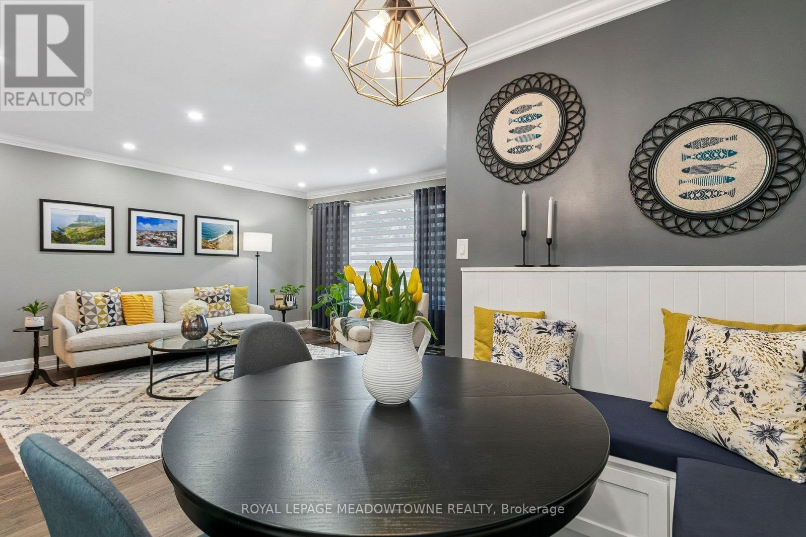 1990 Silverberry Crescent S, Mississauga, Ontario  L5J 1C9 - Photo 16 - W12965762