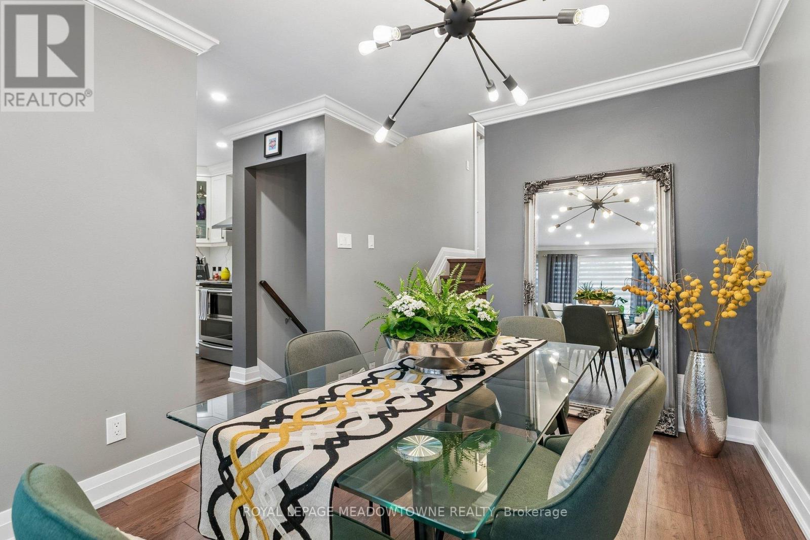 1990 Silverberry Crescent S, Mississauga, Ontario  L5J 1C9 - Photo 19 - W12965762