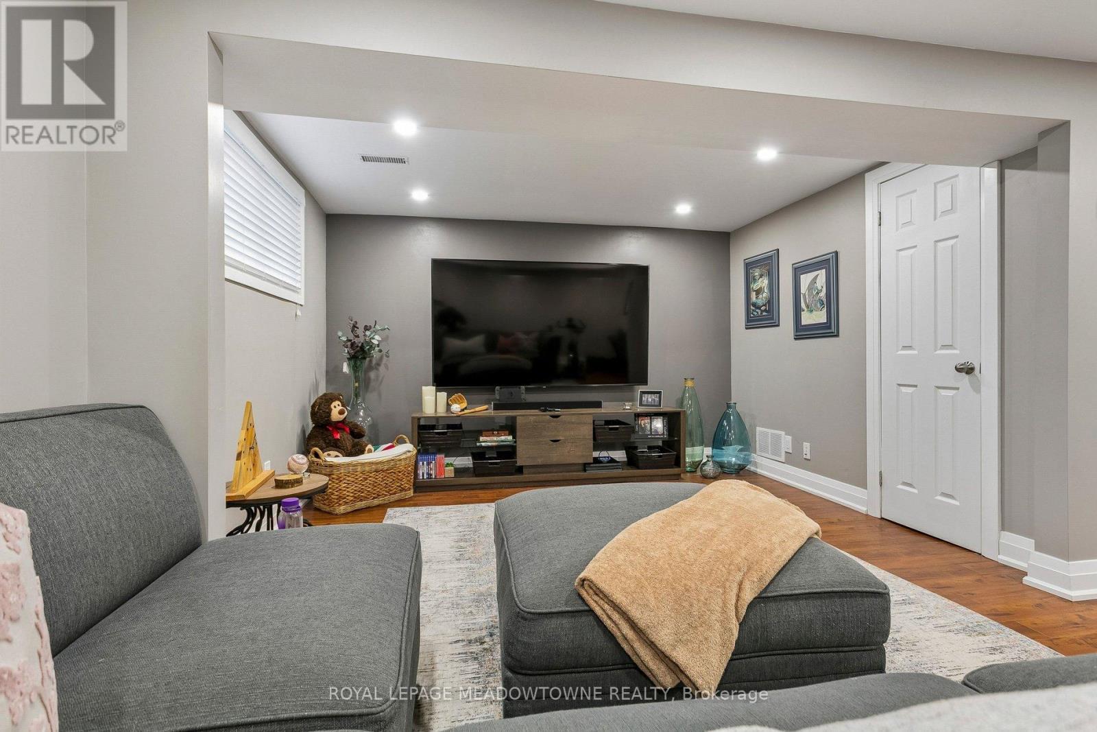 1990 Silverberry Crescent S, Mississauga, Ontario  L5J 1C9 - Photo 38 - W12965762