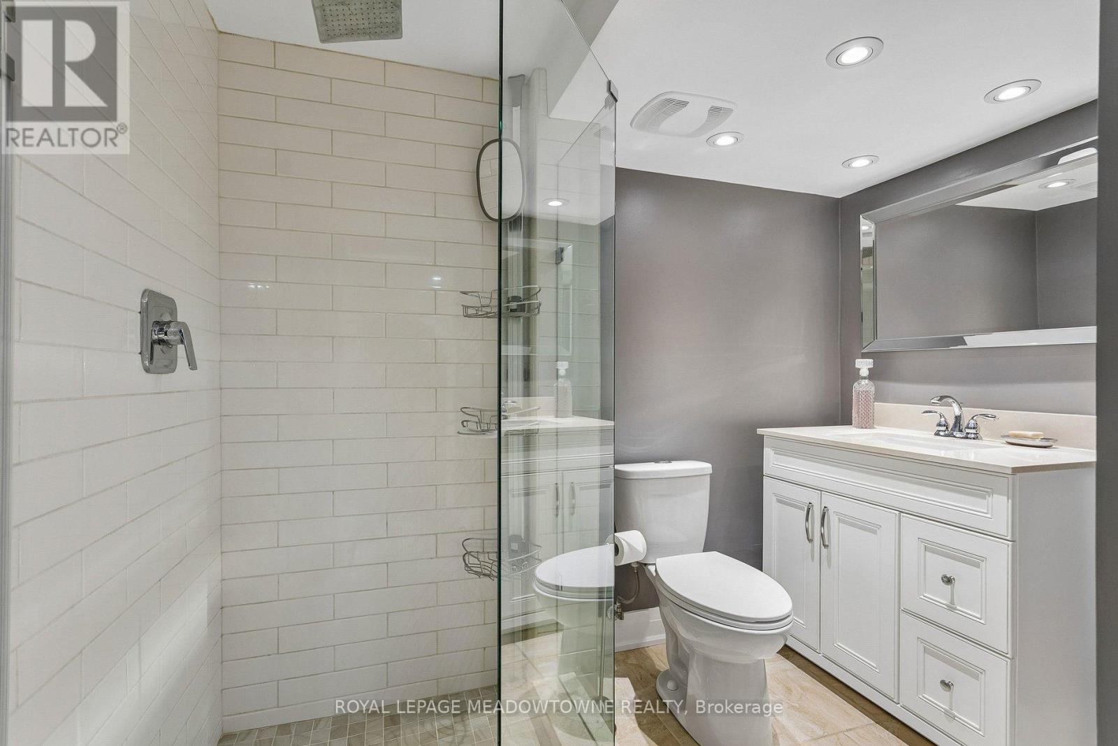 1990 Silverberry Crescent S, Mississauga, Ontario  L5J 1C9 - Photo 41 - W12965762