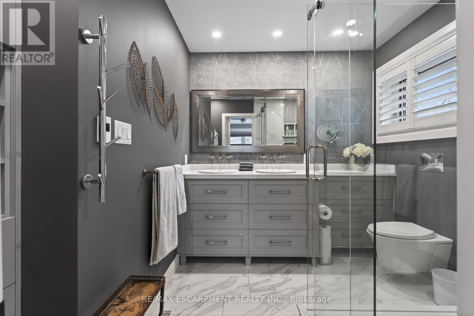 316 Silvana Crescent, Burlington, Ontario  L7L 2W1 - Photo 21 - W12965774