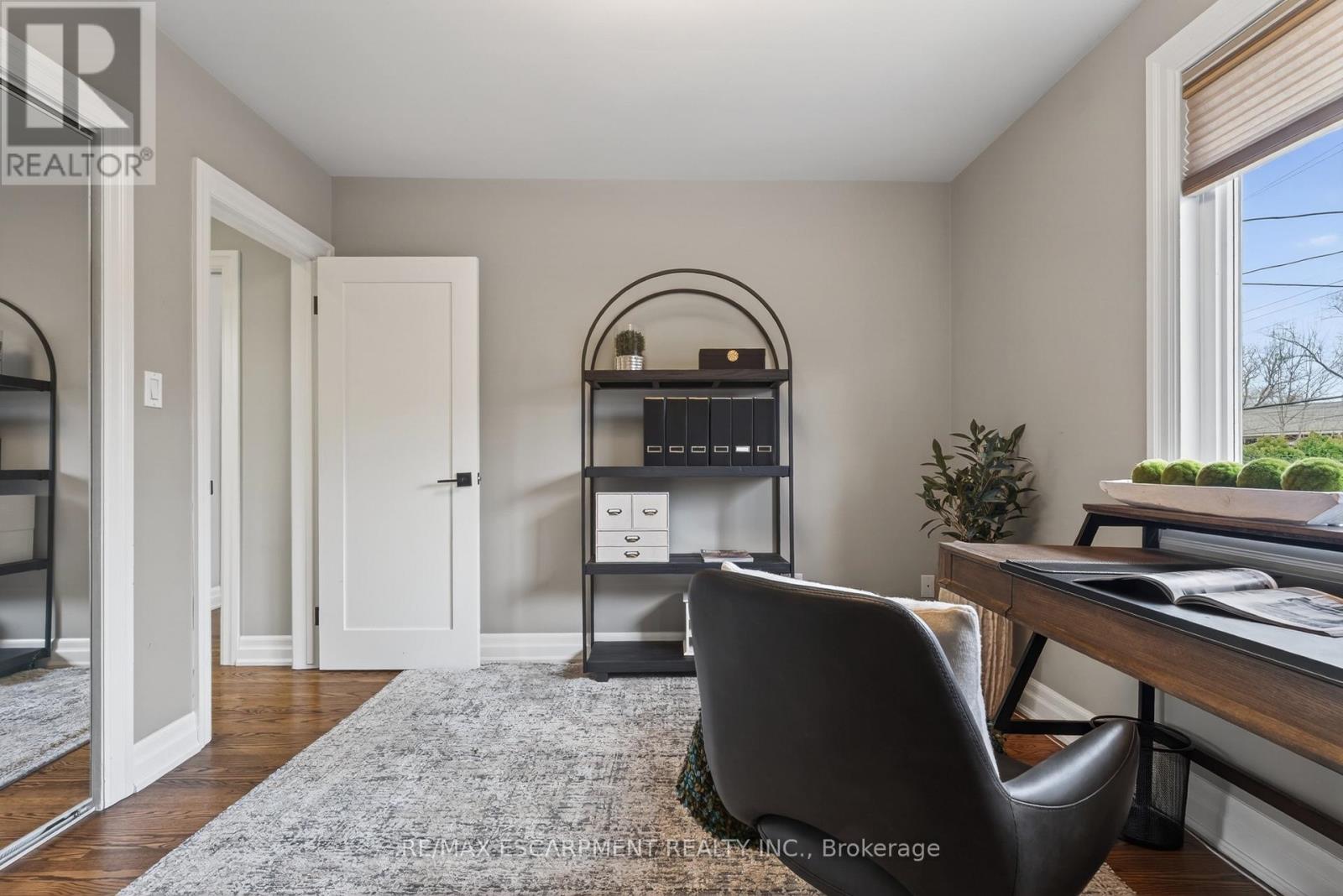 316 Silvana Crescent, Burlington, Ontario  L7L 2W1 - Photo 23 - W12965774