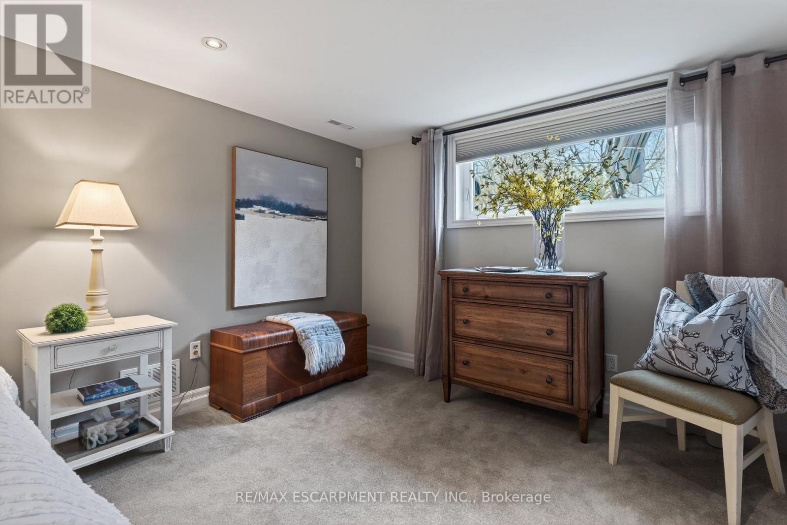 316 Silvana Crescent, Burlington, Ontario  L7L 2W1 - Photo 31 - W12965774