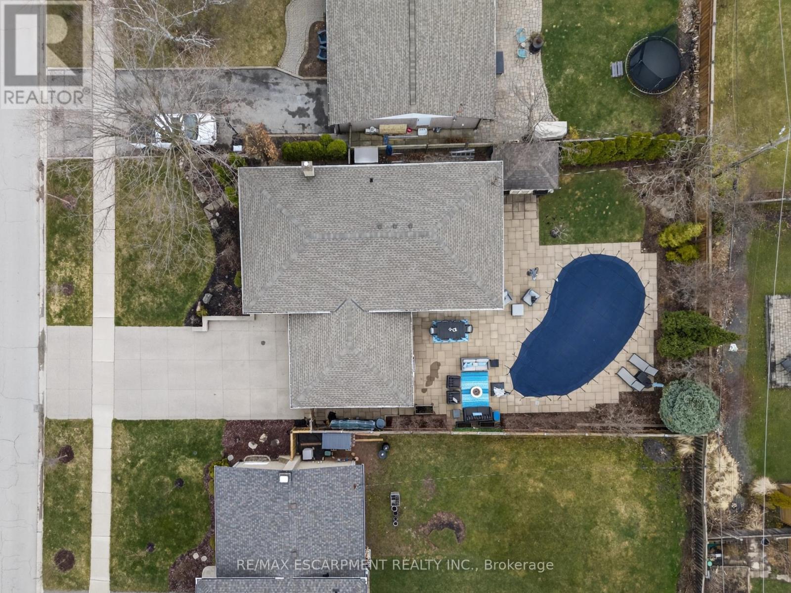 316 Silvana Crescent, Burlington, Ontario  L7L 2W1 - Photo 4 - W12965774