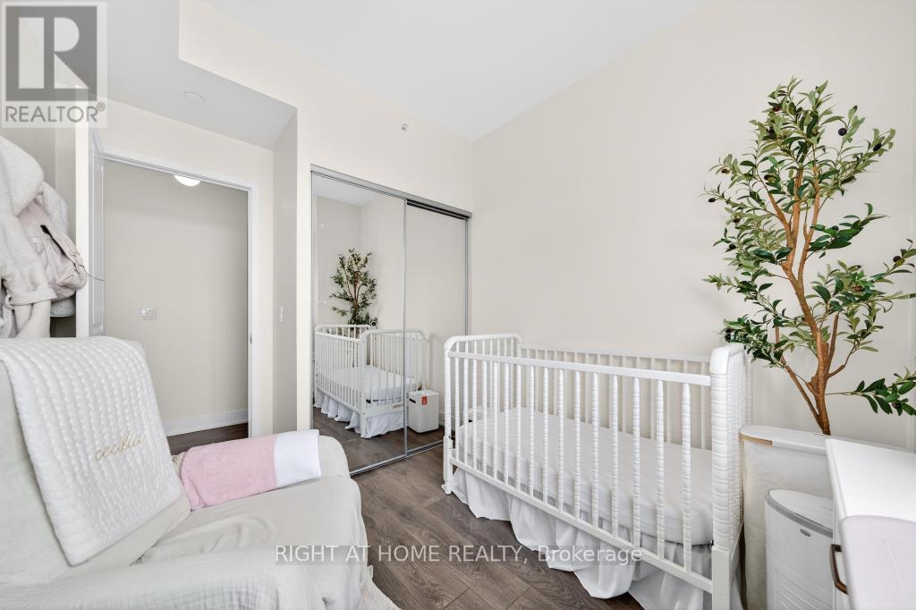 1104 - 297 Oak Walk Drive, Oakville, Ontario  L6H 3R6 - Photo 16 - W12965790