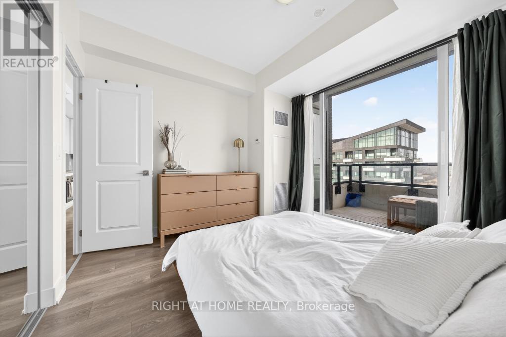 1104 - 297 Oak Walk Drive, Oakville, Ontario  L6H 3R6 - Photo 19 - W12965790