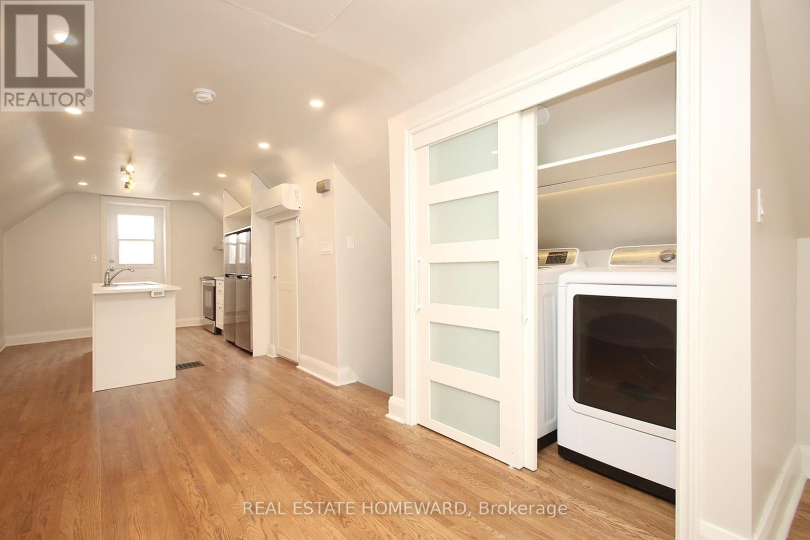 266 Salem Avenue, Toronto, Ontario  M6H 3C7 - Photo 11 - W12965820