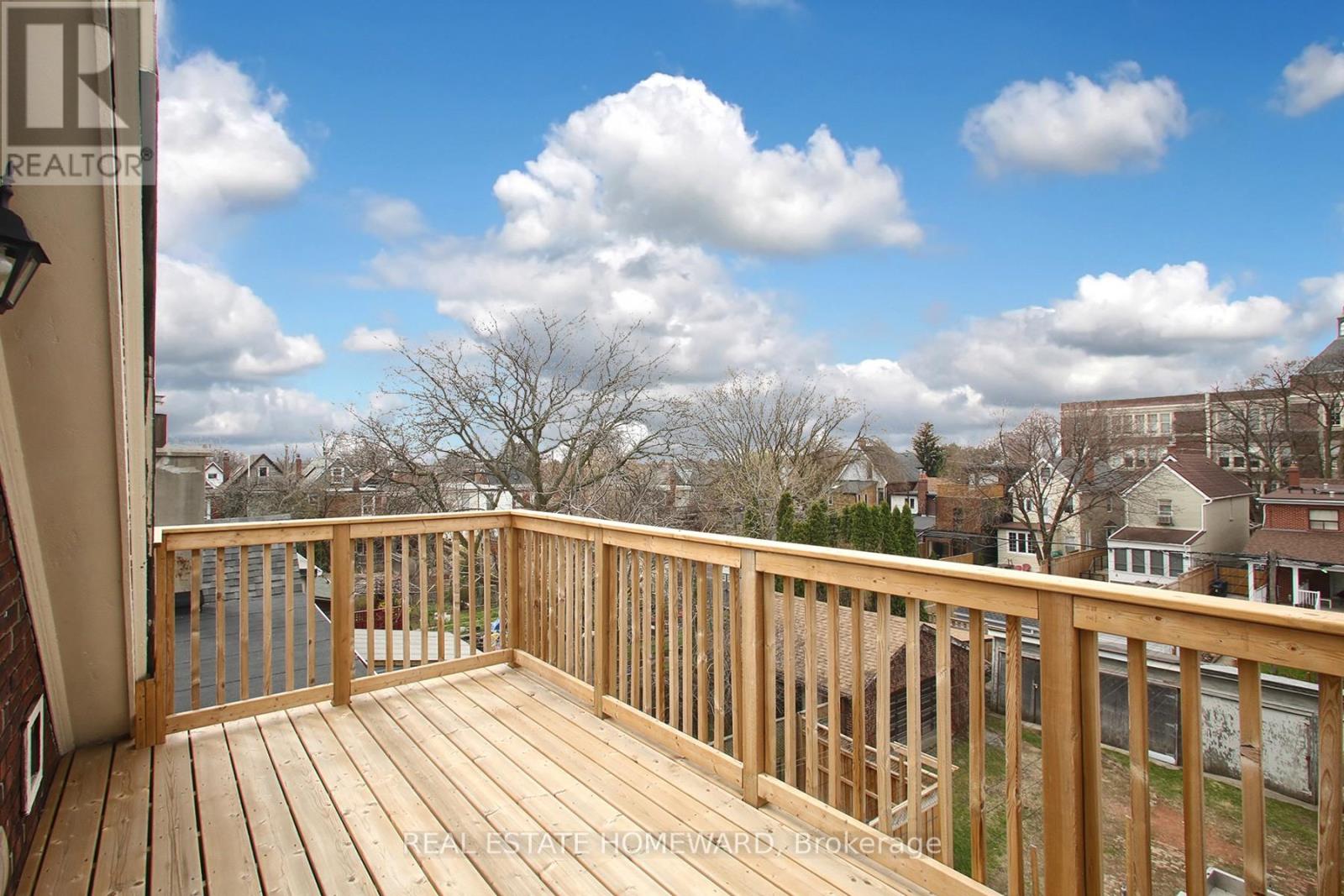 266 Salem Avenue, Toronto, Ontario  M6H 3C7 - Photo 14 - W12965820