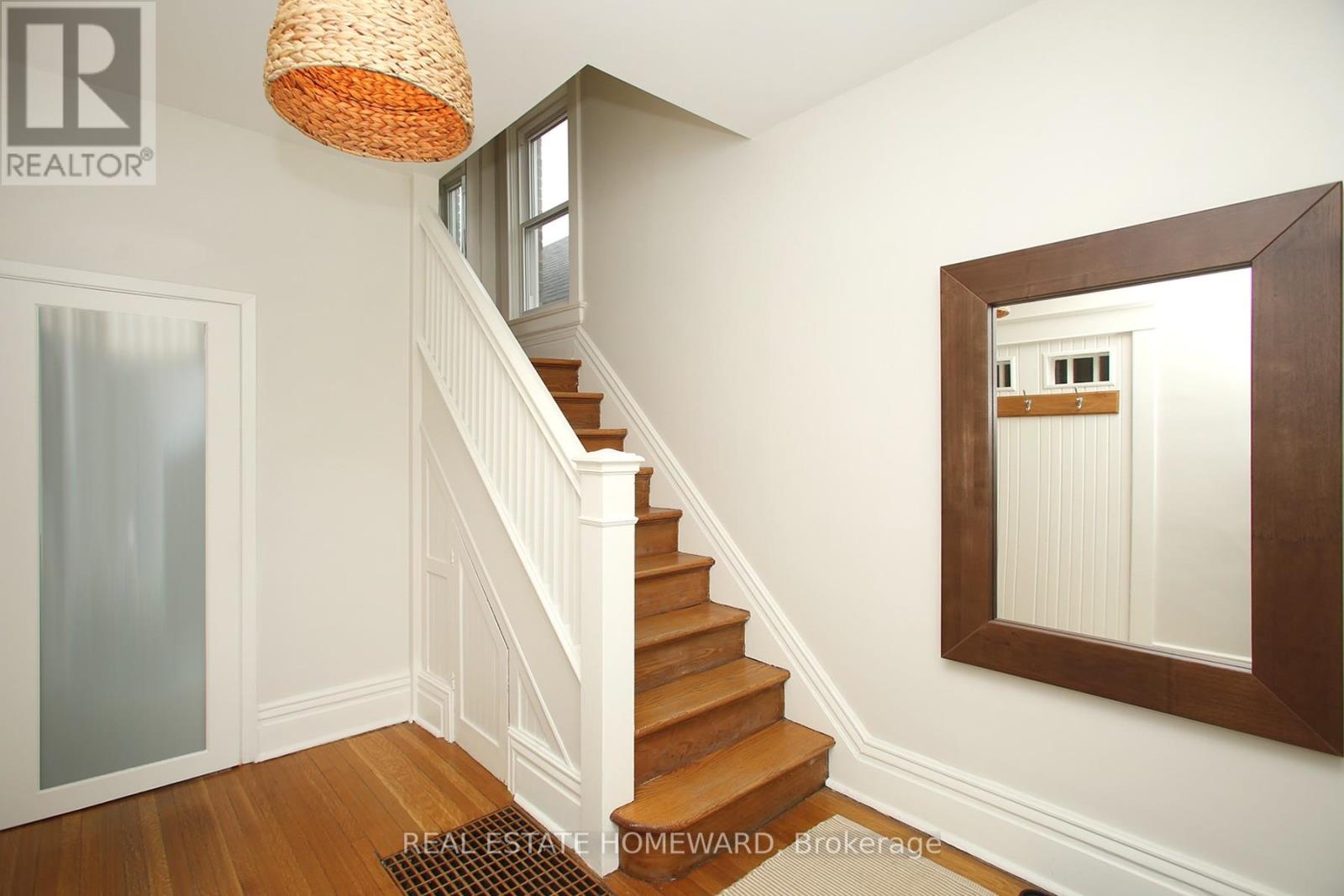 266 Salem Avenue, Toronto, Ontario  M6H 3C7 - Photo 4 - W12965820