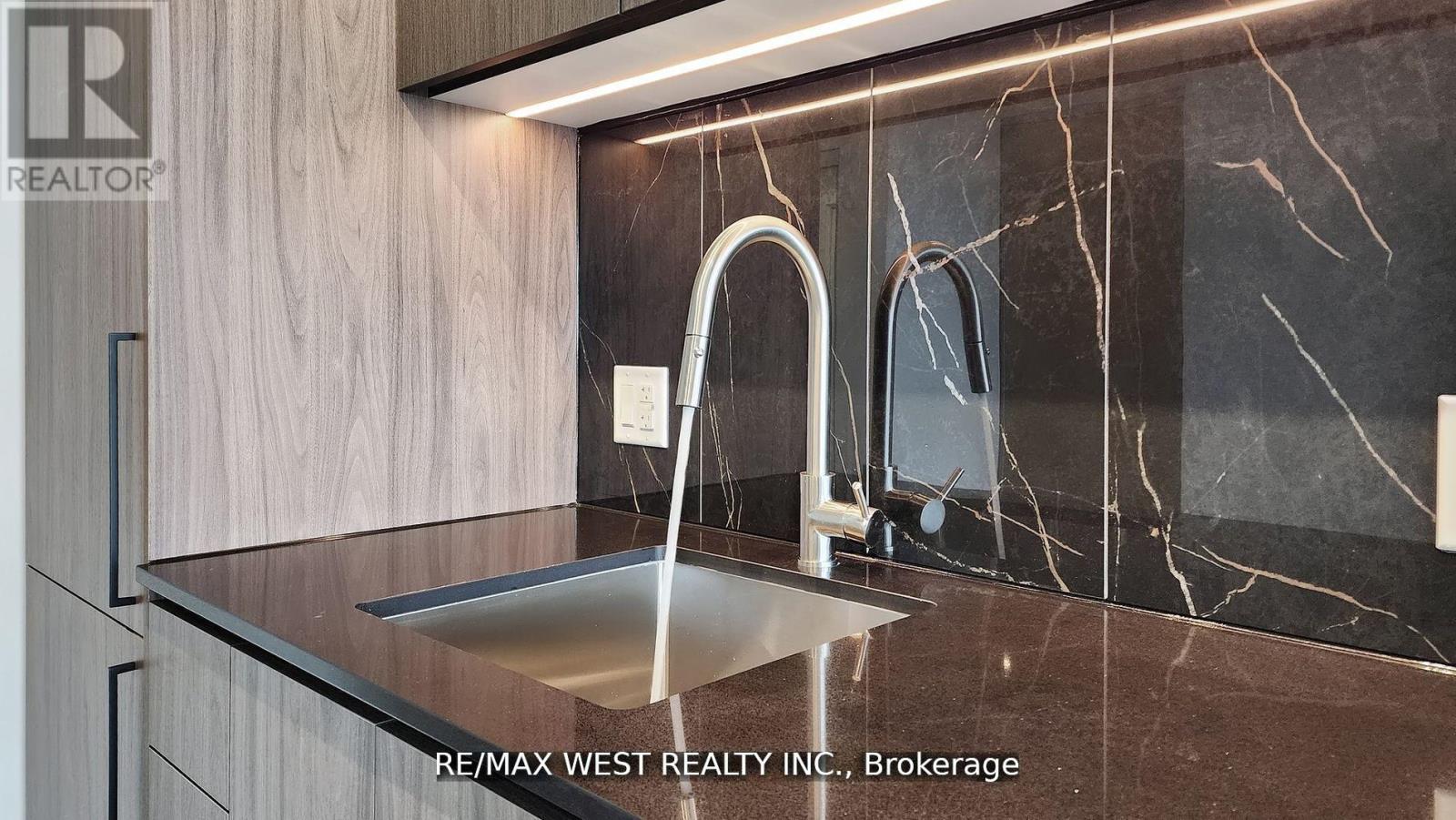 1023 - 1100 Sheppard Avenue W, Toronto, Ontario  M3J 0H1 - Photo 16 - W12965836