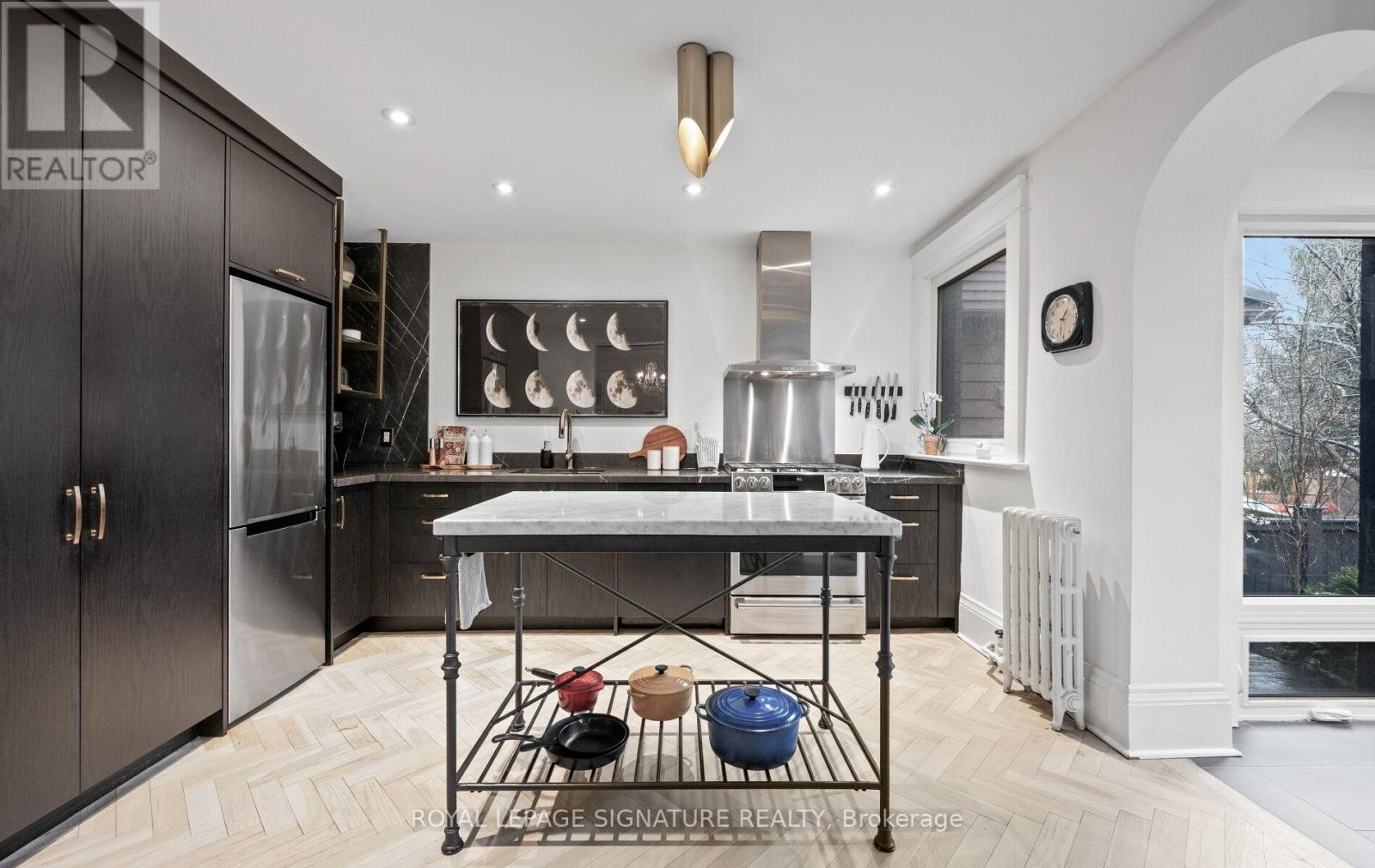 276 Roncesvalles Avenue, Toronto, Ontario  M6R 2M2 - Photo 10 - W12965892