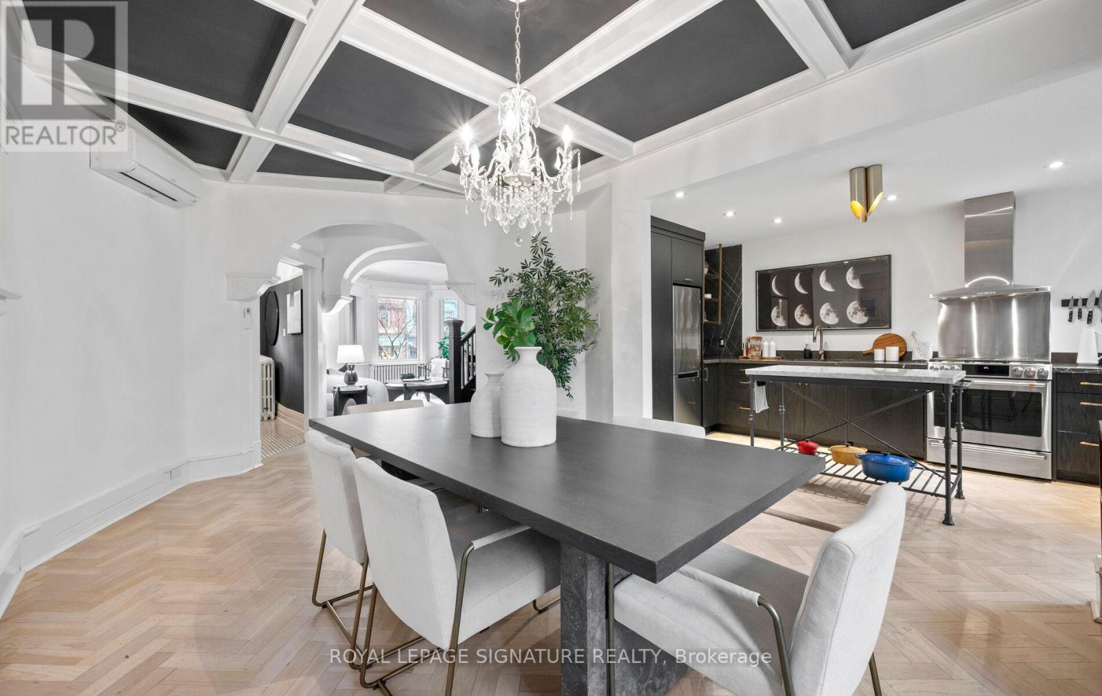 276 Roncesvalles Avenue, Toronto, Ontario  M6R 2M2 - Photo 8 - W12965892