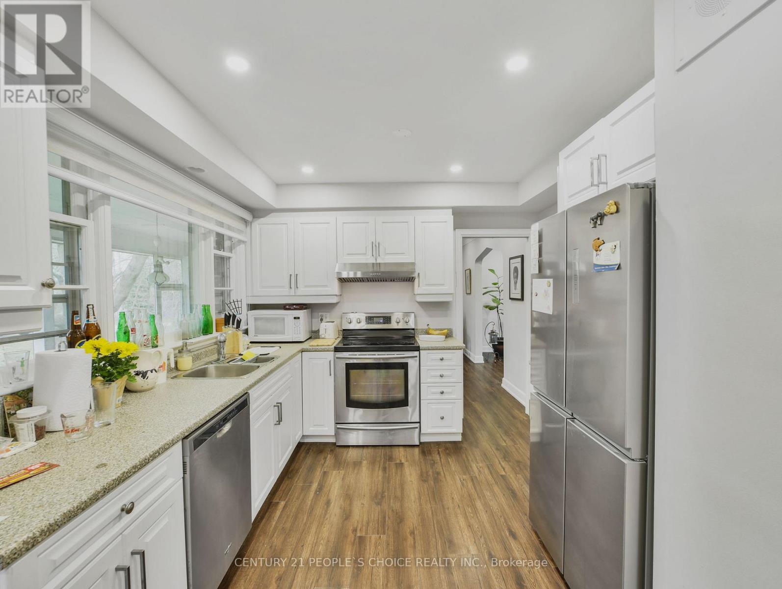 167 Blue Water Place, Burlington, Ontario  L7L 2J3 - Photo 16 - W12965912