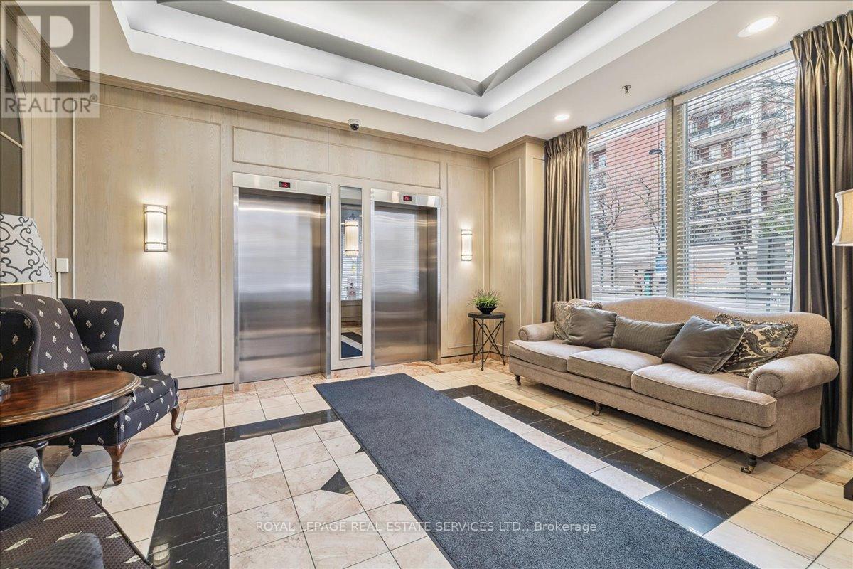 412 - 430 Pearl Street, Burlington, Ontario  L7R 4J8 - Photo 3 - W12965918