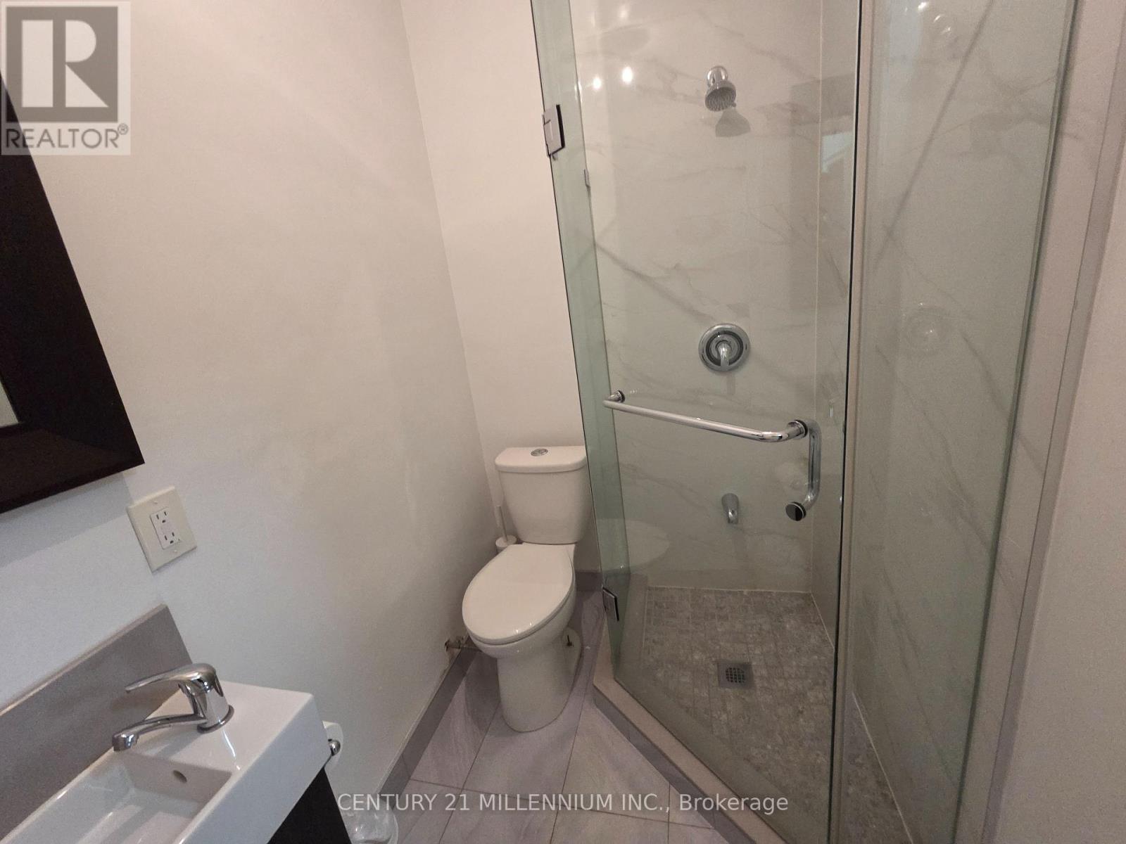 B - 2479 Lake Shore Boulevard W, Toronto, Ontario  M8V 1C5 - Photo 12 - W12965920