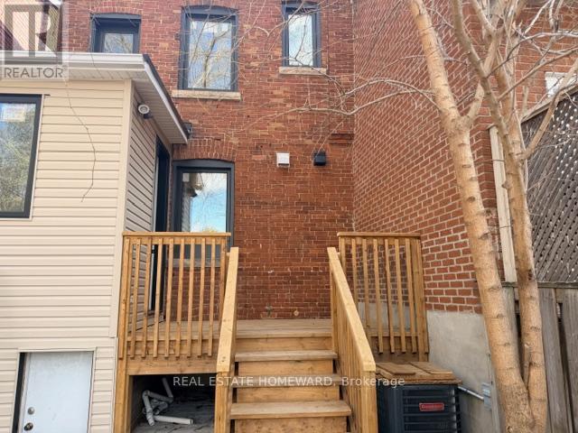 48 Harvie Avenue, Toronto, Ontario  M6E 4K3 - Photo 10 - W12965962